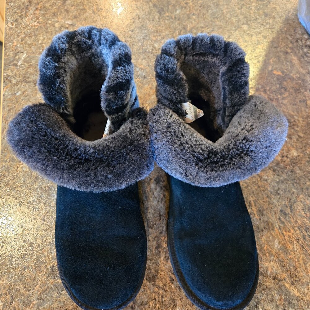 Ugg size 8 womens boots